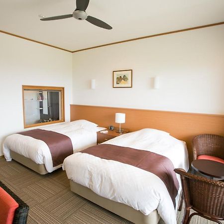 Sakura Resort Hotel Ishigaki Ishigaki  Bagian luar foto