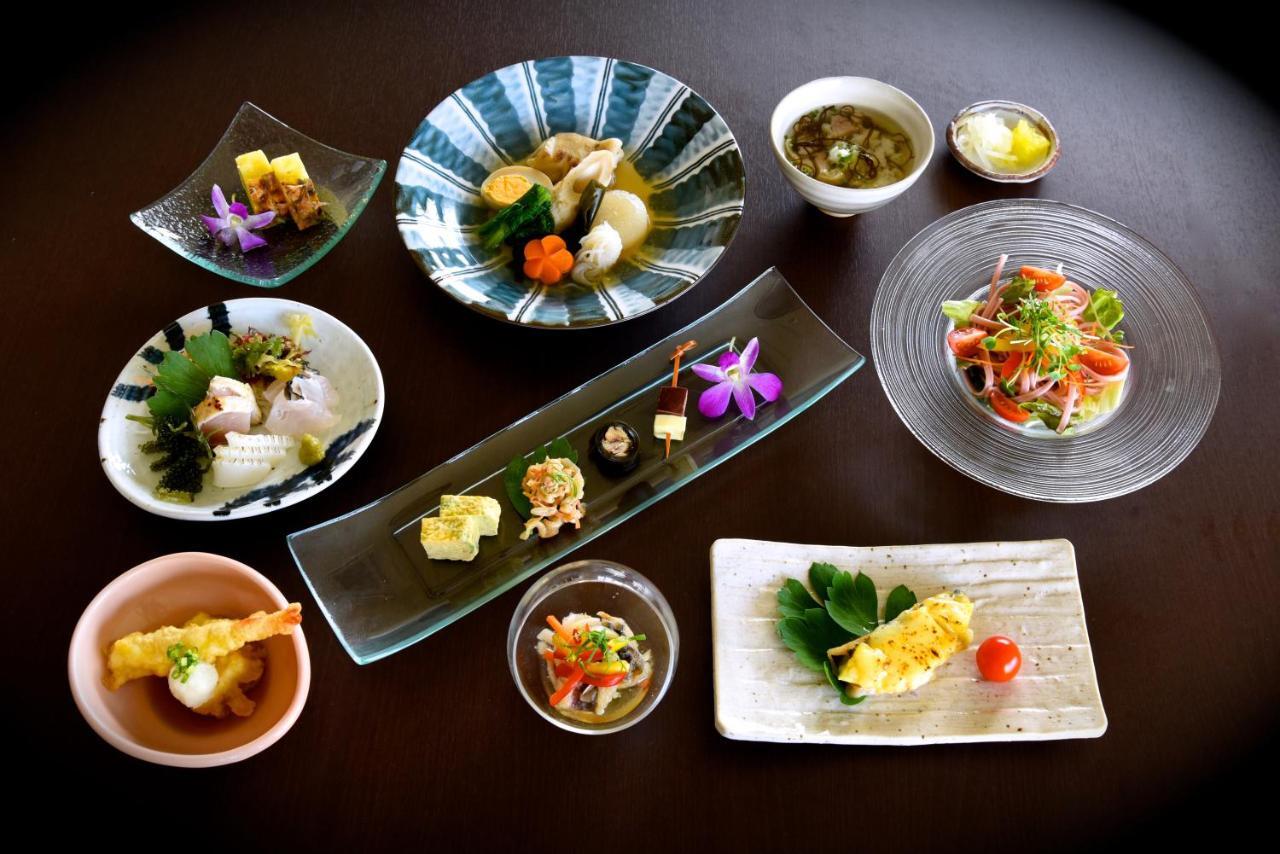 Sakura Resort Hotel Ishigaki Ishigaki  Bagian luar foto