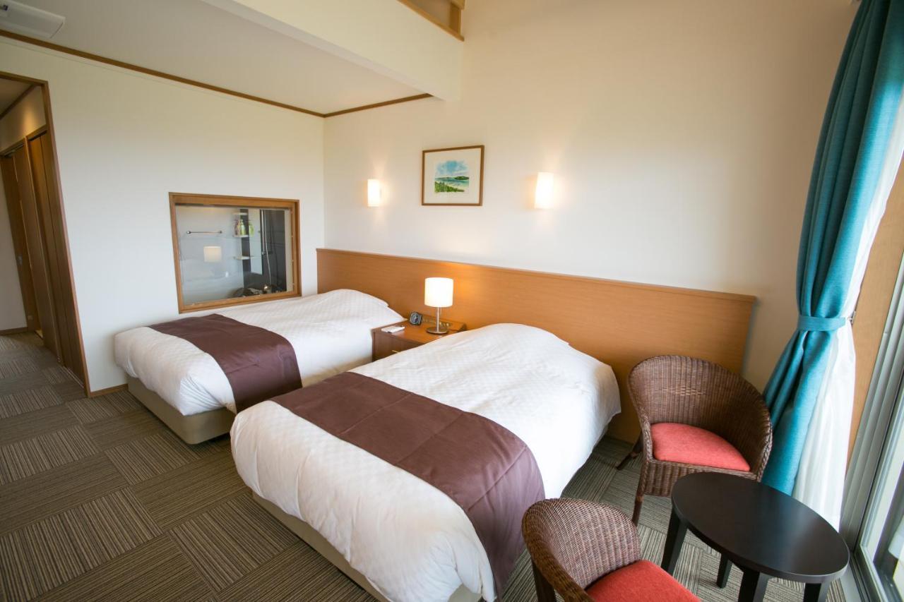 Sakura Resort Hotel Ishigaki Ishigaki  Bagian luar foto