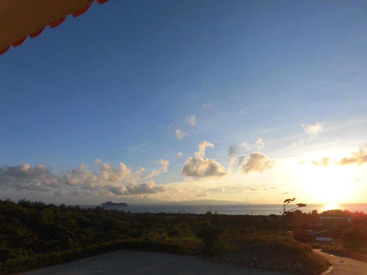 Sakura Resort Hotel Ishigaki Ishigaki  Bagian luar foto