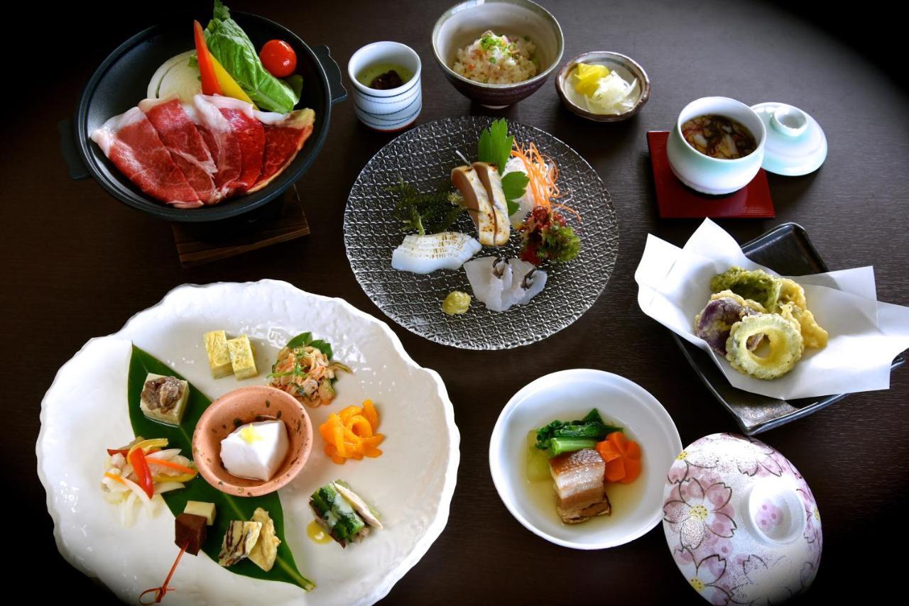 Sakura Resort Hotel Ishigaki Ishigaki  Bagian luar foto